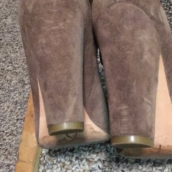 🎉🎈HOST PICK🎈🎉Joan and David Sterla suede boots - Picture 4 of 8